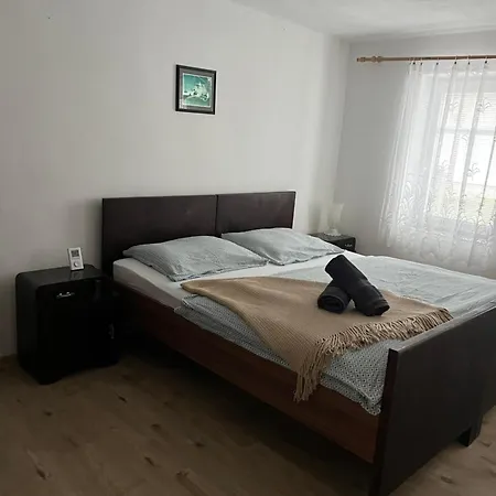 Apartamento Na Lípové V Hlohovci
